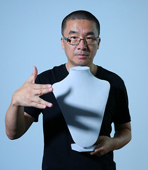 蘇丹專訪 ：之所以經(jīng)典，是因?yàn)椴徘榕c極致