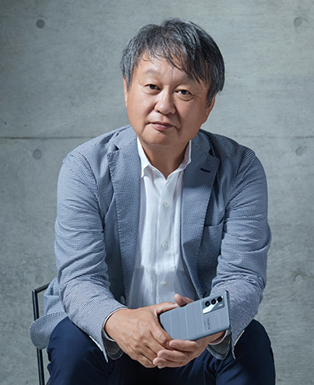 65歲的深澤直人，設(shè)計(jì)的realme真我GT大師版，為何能觸動(dòng)年輕人?