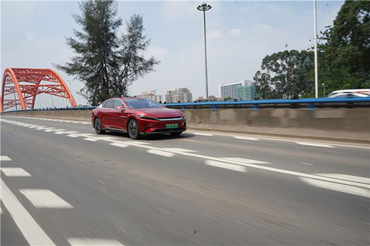 深度試駕比亞迪漢EV：不愧是自主品牌賣(mài)得最好的中大型電動(dòng)車(chē)
