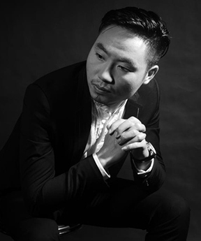 汪新強：刪繁去奢，繪事后素，雅韻方寸之間